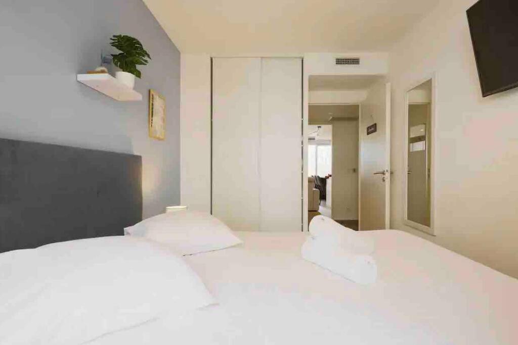 Logement Moderne Luxueux Parking Ac Cote De La Mer Nice Exterior photo