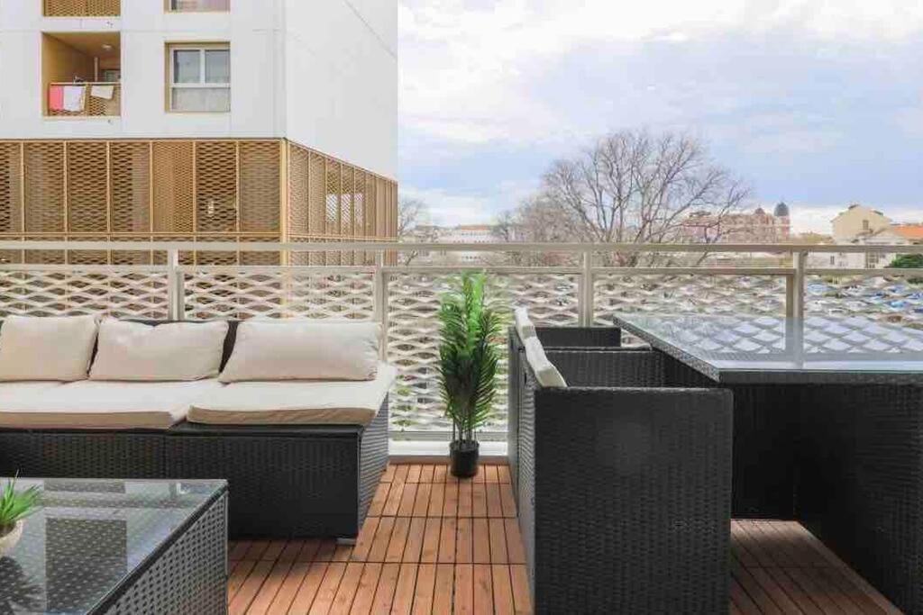Logement Moderne Luxueux Parking Ac Cote De La Mer Nice Exterior photo