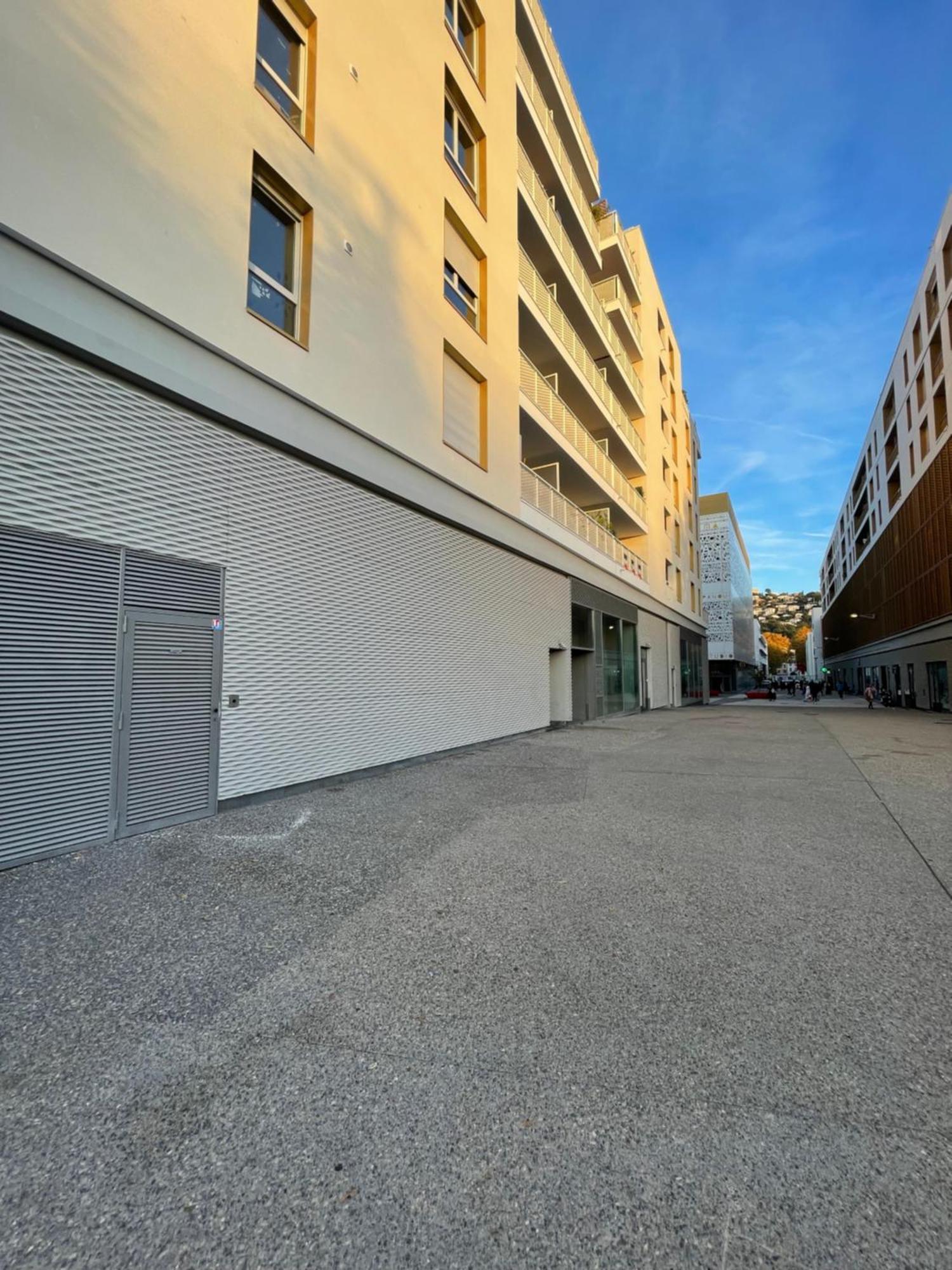 Logement Moderne Luxueux Parking Ac Cote De La Mer Nice Exterior photo